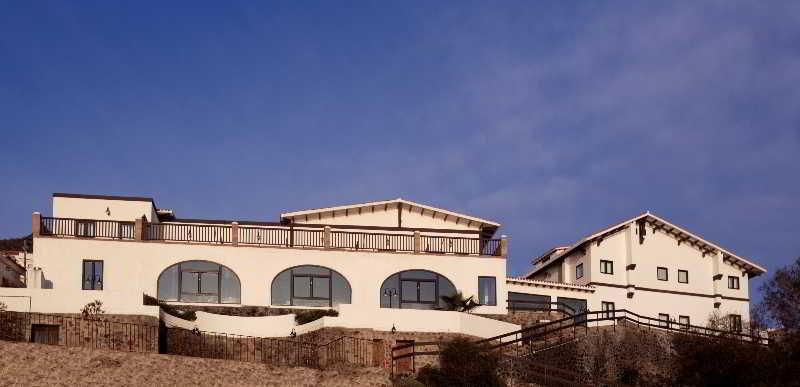 Doña Pakyta Hotel
