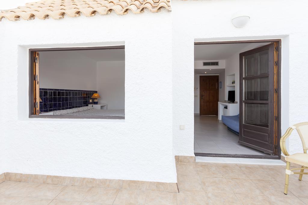 Dona Pakyta San Jose (Almeria)